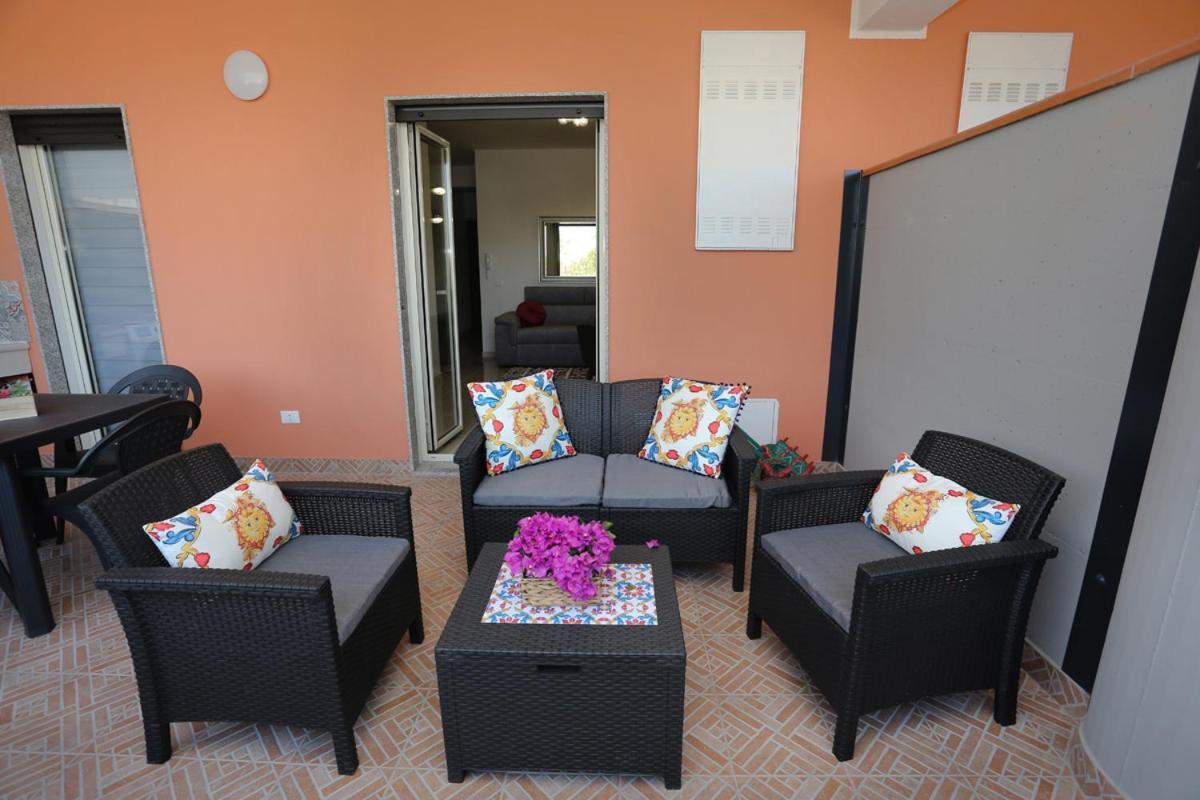 Naxos Sicilian Luxury Apartment Giardini-Naxos Kültér fotó